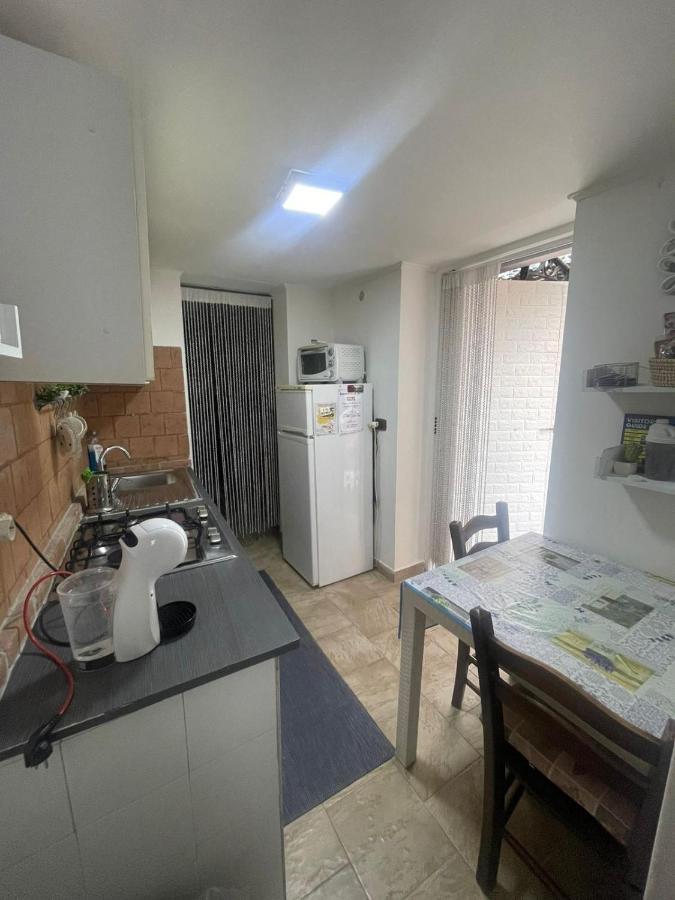 شقة Bed & Breakfast Lipi يوتْسْوولْ المظهر الخارجي الصورة