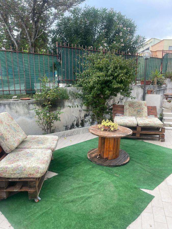 شقة Bed & Breakfast Lipi يوتْسْوولْ المظهر الخارجي الصورة